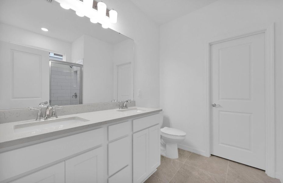 Furnished interior view inside a new home in Hyland Trail, Green Cove Springs (Image 9).