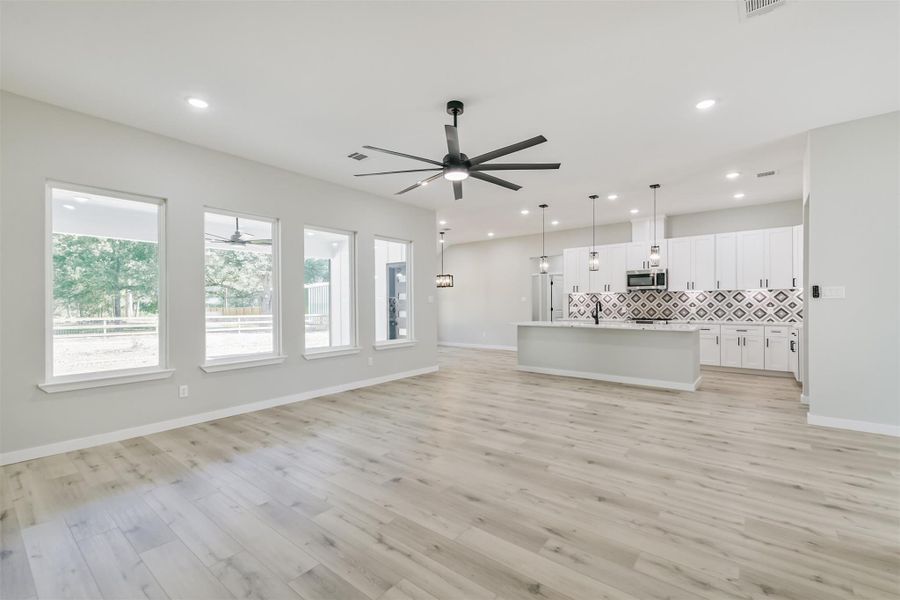 Spacious, unfurnished interior of a new home in , Hockley (Image 45).