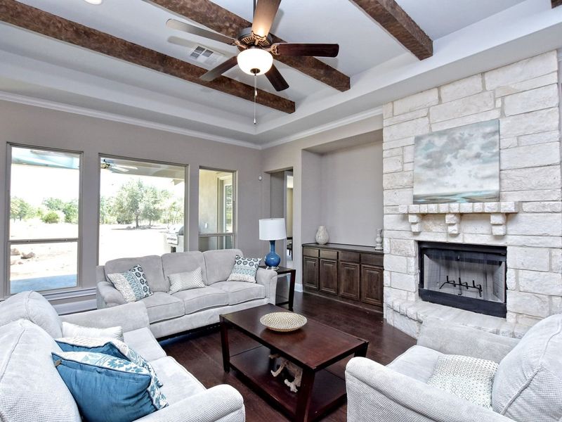 Representative furnished interior of a home built from the San Simeon I by Giddens Homes in Clearwater Ranch, Liberty Hill (Image 256).