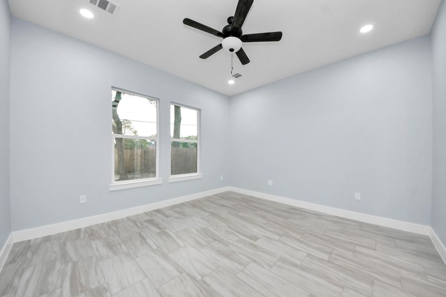 Spacious, unfurnished interior of a new home in , La Porte (Image 35).