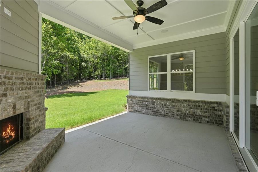 Exterior details and patio area of a home in , Jefferson (Image 4).