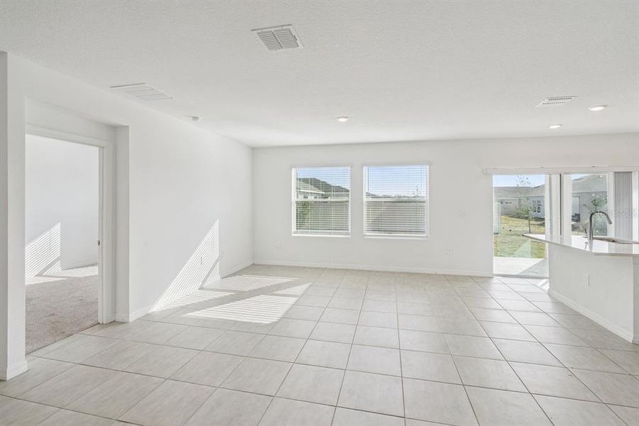 Spacious, unfurnished interior of a new home in Liberty Preserve, Leesburg (Image 19). Spacious, unfurnished interior of a new home in Liberty Preserve, Leesburg (Image 19).