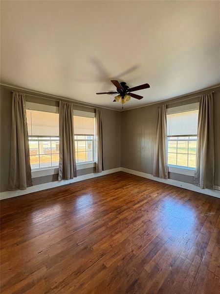 Spacious, unfurnished interior of a new home in , Deport (Image 7).