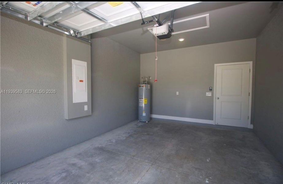 Spacious, unfurnished interior of a new home in , Labelle (Image 16). Spacious, unfurnished interior of a new home in , Labelle (Image 16).