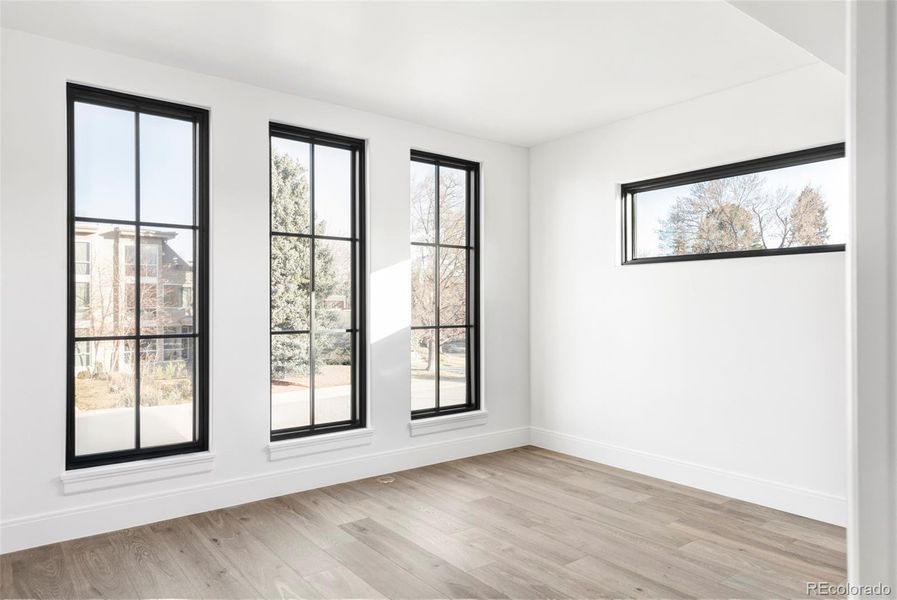 Spacious, unfurnished interior of a new home in , Denver (Image 26).