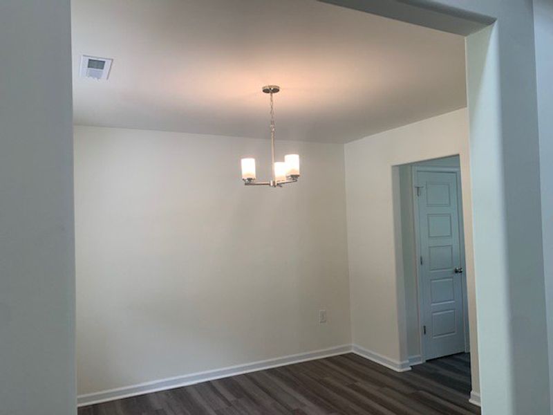 Spacious, unfurnished interior of a new home in Avondale, Greensboro (Image 11).