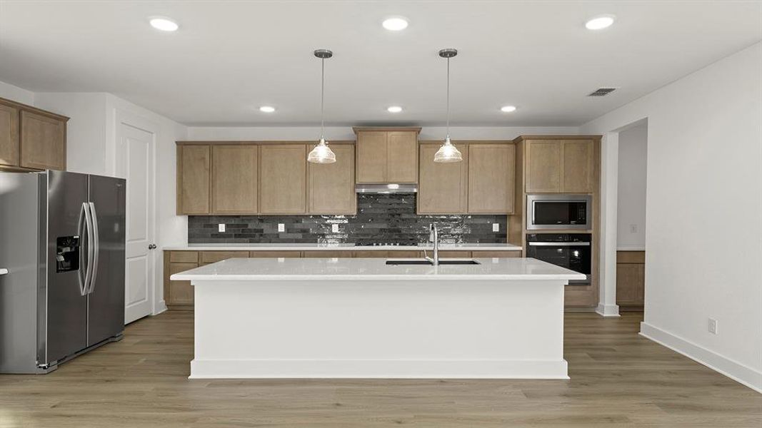 07. 1436 Waterford - Kitchen