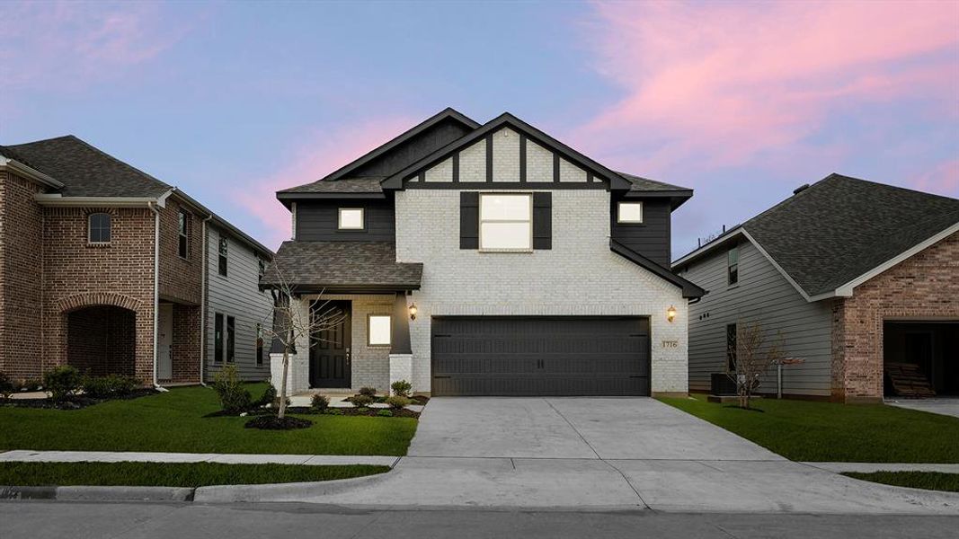 01. 1716 Edgeway - Twilight