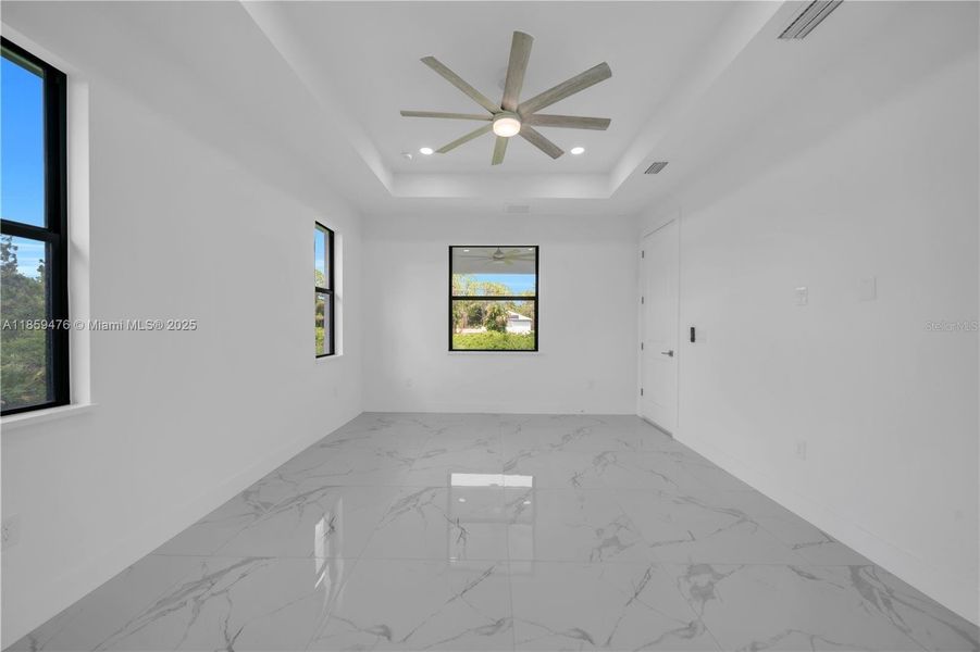Spacious, unfurnished interior of a new home in , Lehigh Acres (Image 16). Spacious, unfurnished interior of a new home in , Lehigh Acres (Image 16).