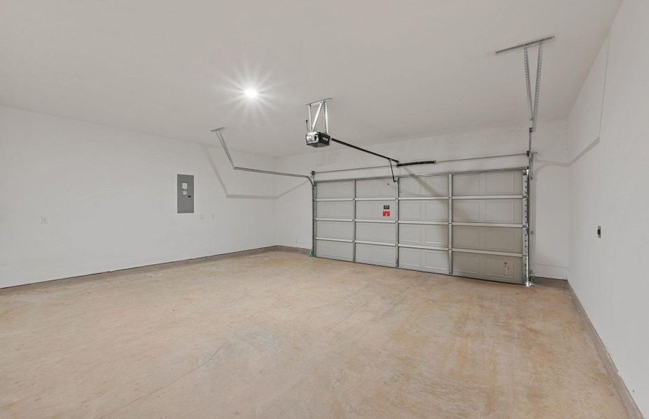 Spacious, unfurnished interior of a new home in Monarch on Main, Round Rock (Image 28).