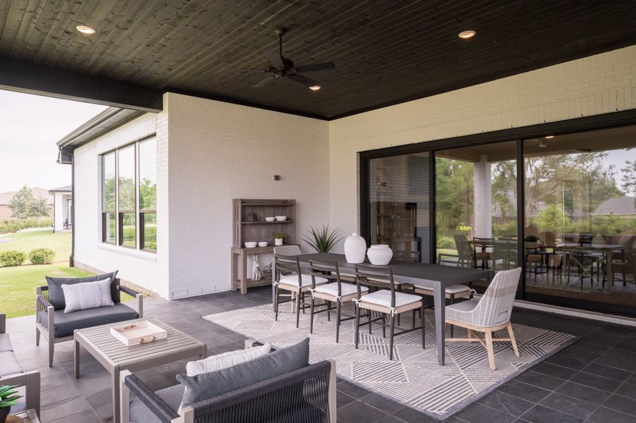 Image 88 representing the Meritage by Tri Pointe Homes in Legacy Grove, Montgomery, TX.