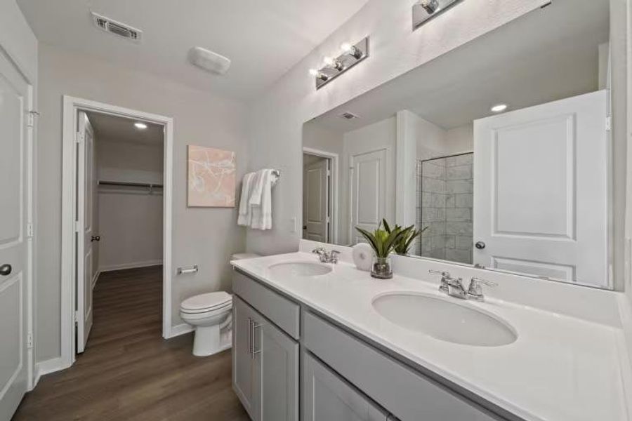 Photo of Centex model home with same floor plan, not of actual home listed. Photo of Centex model home with same floor plan, not of actual home listed.