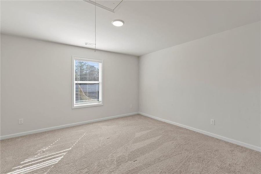 Spacious, unfurnished interior of a new home in , Auburn (Image 32).