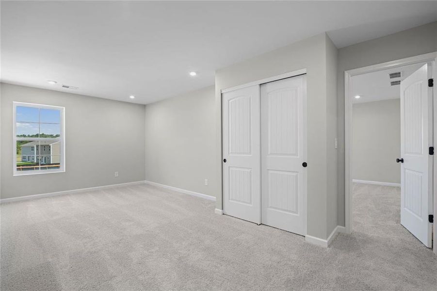 Spacious, unfurnished interior of a new home in Three Rivers, Rome (Image 22). Spacious, unfurnished interior of a new home in Three Rivers, Rome (Image 22).