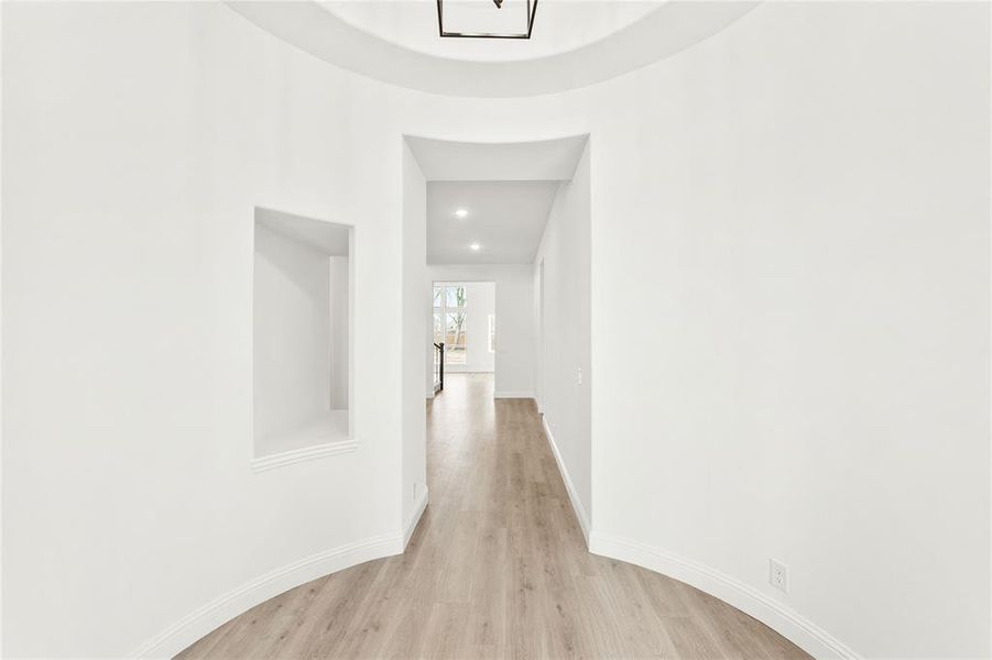 Spacious, unfurnished interior of a new home in Crystal Lake Estates, Red Oak (Image 18).