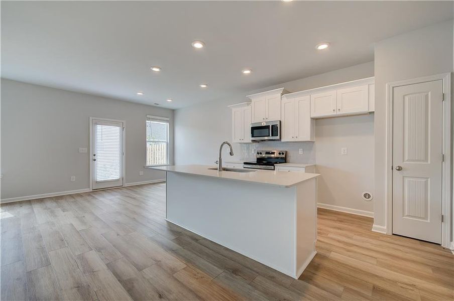 Furnished interior view inside a new home in Bowers Farm, McDonough (Image 5).