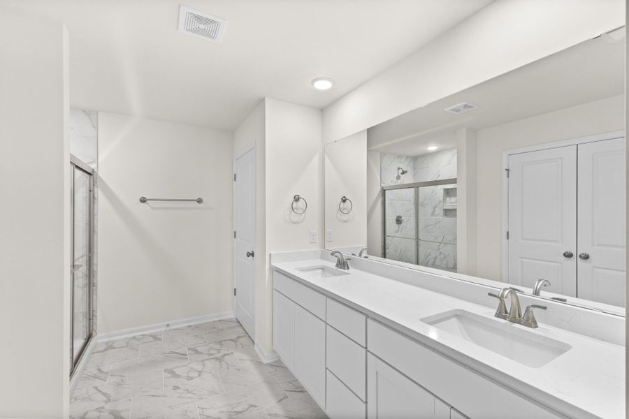 Representative furnished interior of a home built from the Saluda by Veranda Homes in Heritage Bay, Sumter (Image 12).