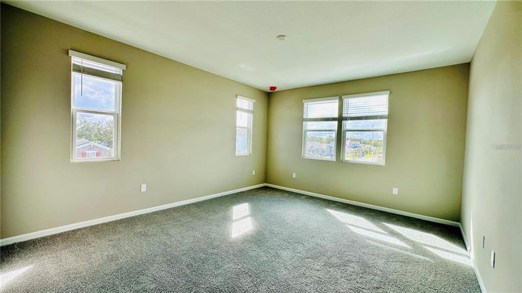Spacious, unfurnished interior of a new home in , Kissimmee (Image 15). Spacious, unfurnished interior of a new home in , Kissimmee (Image 15).