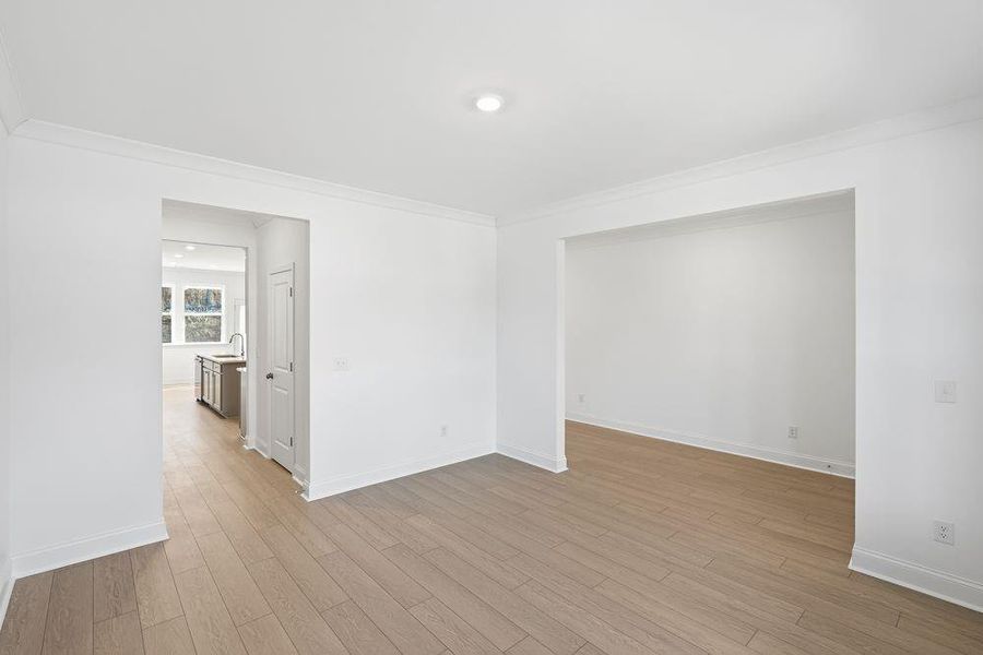 Spacious, unfurnished interior of a new home in Bailey Fence, Dacula (Image 17).