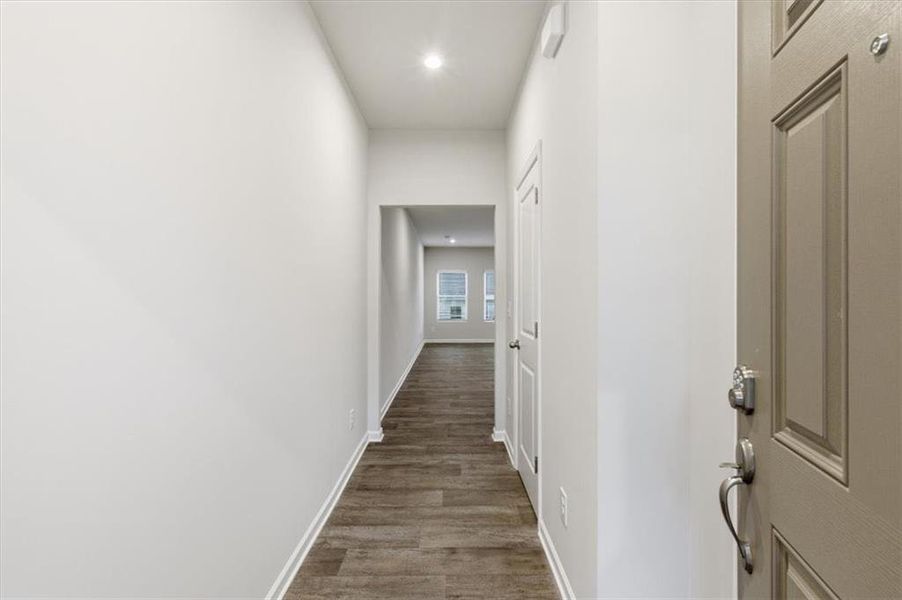 Spacious, unfurnished interior of a new home in Park Center Pointe, Mableton (Image 20).