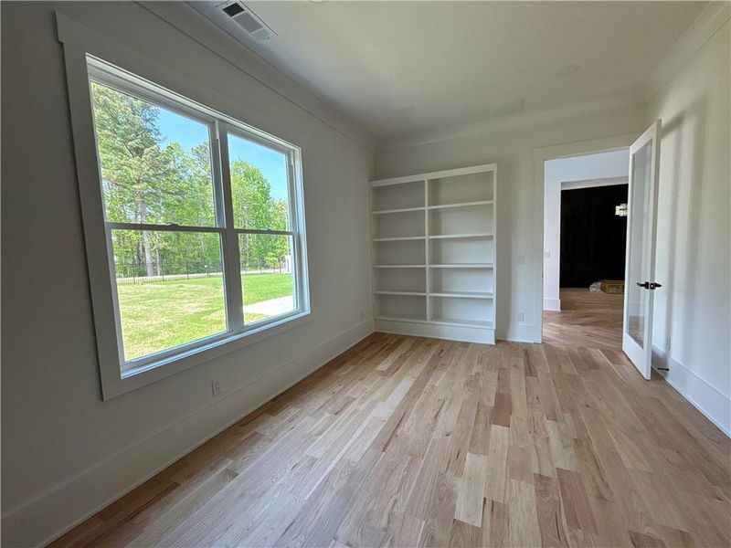 Spacious, unfurnished interior of a new home in , Buford (Image 54).