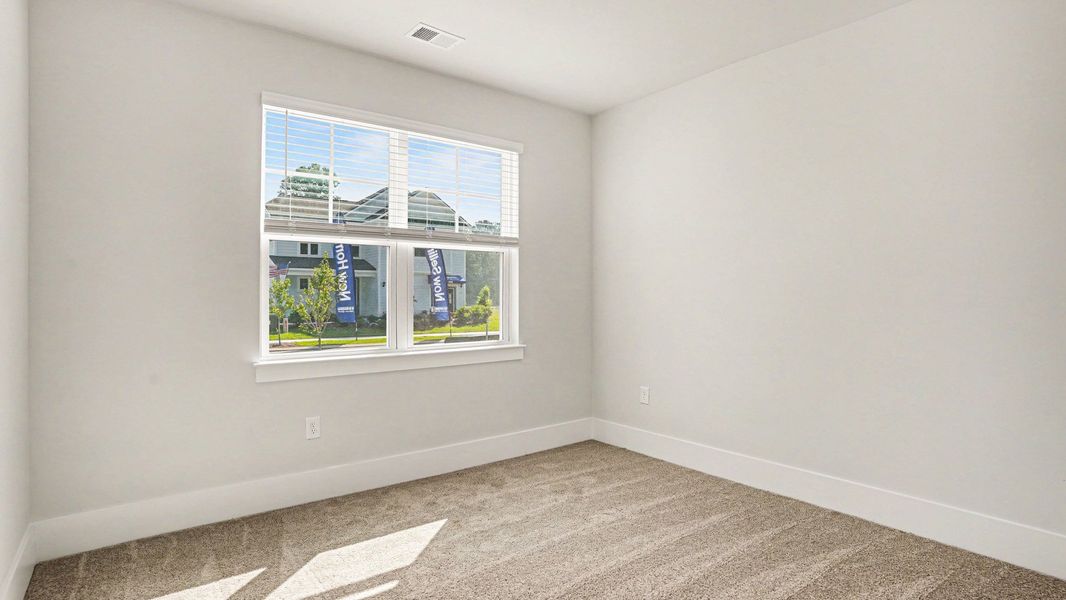 Spacious, unfurnished interior of a new home in Coastal Farms, Conway (Image 12).