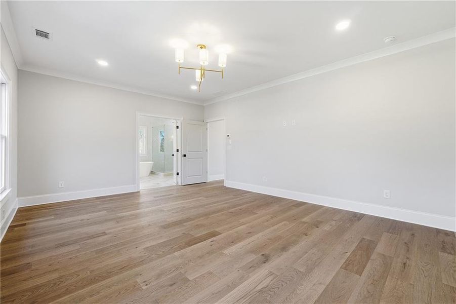 Spacious, unfurnished interior of a new home in , Marietta (Image 27).