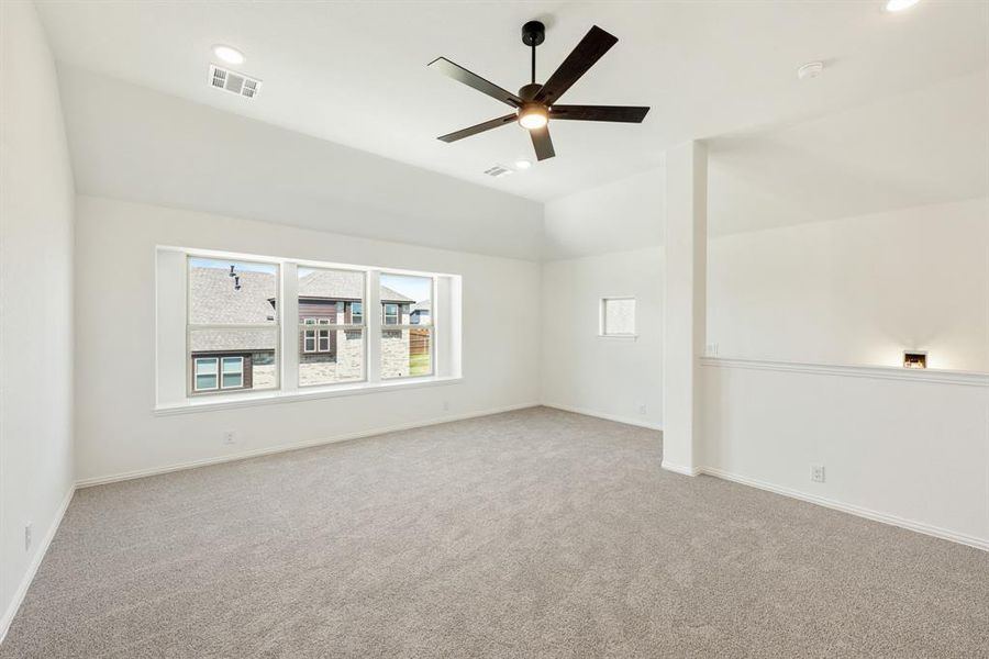 Spacious, unfurnished interior of a new home in Trees Farm, DeSoto (Image 31). Spacious, unfurnished interior of a new home in Trees Farm, DeSoto (Image 31).
