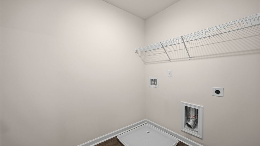 Spacious, unfurnished interior of a new home in Inverness at Sugarloaf, Lawrenceville (Image 22). Spacious, unfurnished interior of a new home in Inverness at Sugarloaf, Lawrenceville (Image 22).