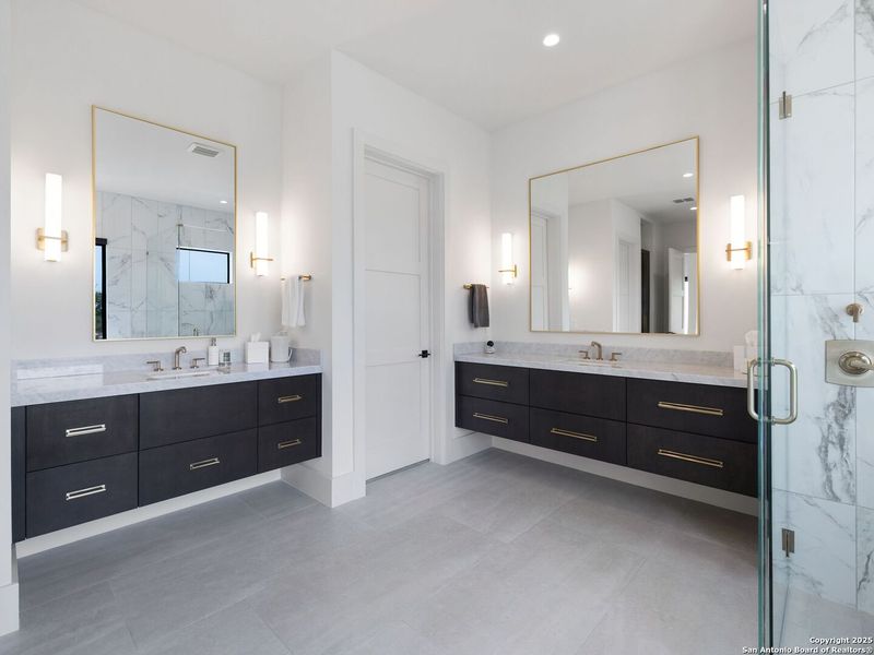 Furnished interior view inside a new home in , Boerne (Image 8).