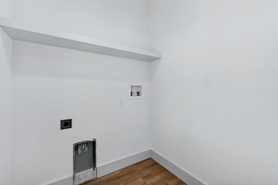 Spacious, unfurnished interior of a new home in , Whitesboro (Image 25). Spacious, unfurnished interior of a new home in , Whitesboro (Image 25).