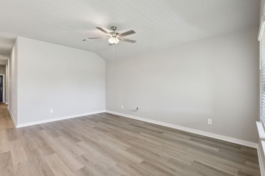 Photo is not of the actual home but is an inspirational photo of builder’s model home and may depict options, furnishings, and/or decorator features that are not included.