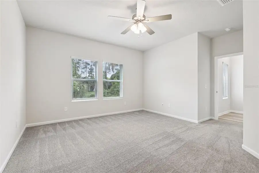 Spacious, unfurnished interior of a new home in , Palm Coast (Image 19).