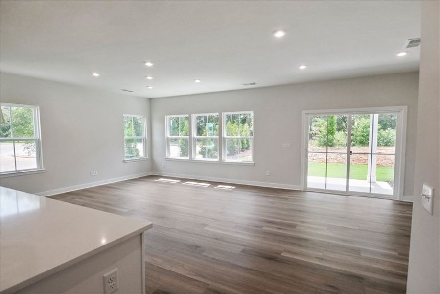Spacious, unfurnished interior of a new home in Layton Hall, Mauldin (Image 7).