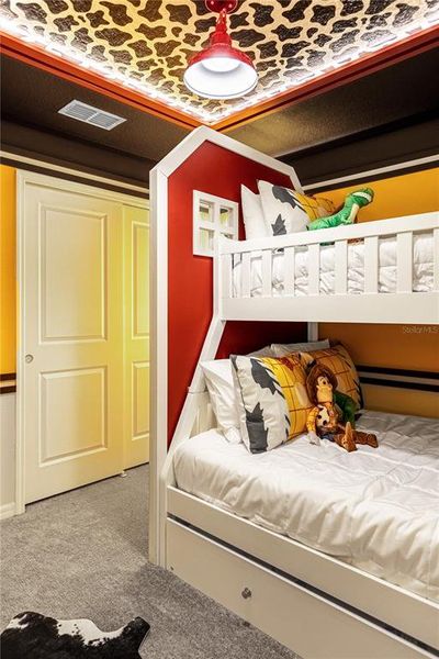 Furnished interior view inside a new home in , Davenport (Image 5).