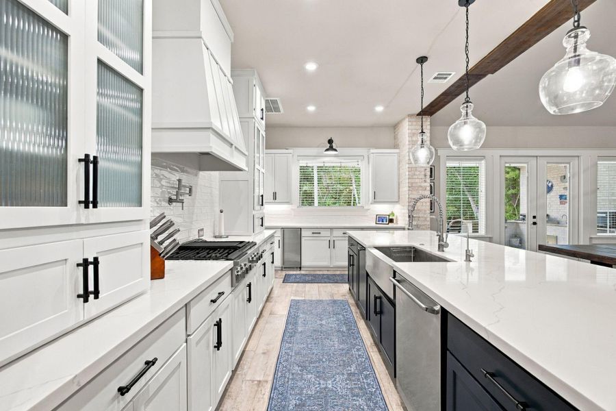 Furnished interior view inside a new home in , Tomball (Image 30).