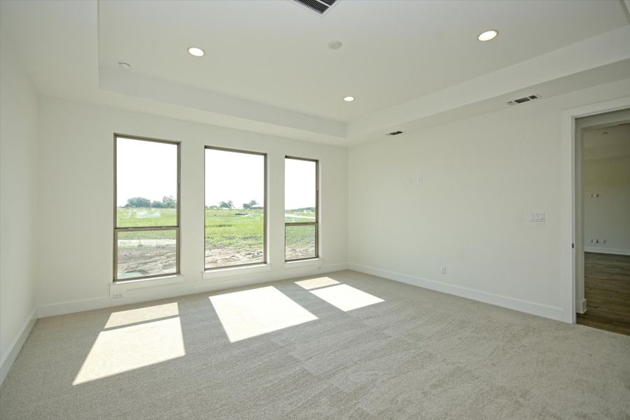 Representative unfurnished interior of a home built from the Ingram II by Giddens Homes in Whispering Wind, Bertram (Image 23).