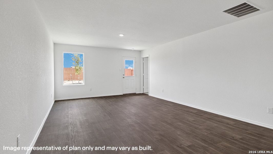 Spacious, unfurnished interior of a new home in Hickory Ridge, Elmendorf (Image 20).