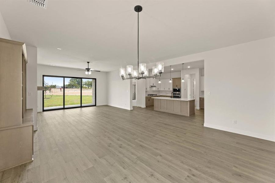 Spacious, unfurnished interior of a new home in Settler's Glen, New Fairview (Image 22). Spacious, unfurnished interior of a new home in Settler's Glen, New Fairview (Image 22).