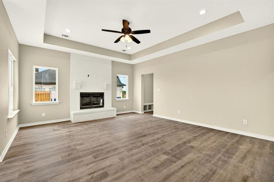 Spacious, unfurnished interior of a new home in , Callisburg (Image 26).
