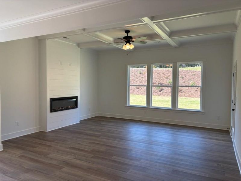 Spacious, unfurnished interior of a new home in Pinegate, Covington (Image 20).