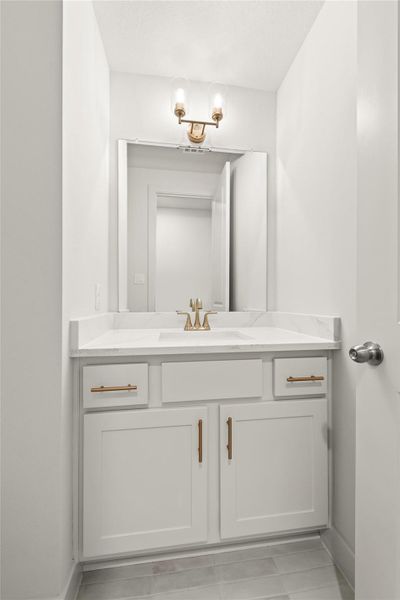 Representative image. Features, selections and colors may vary.