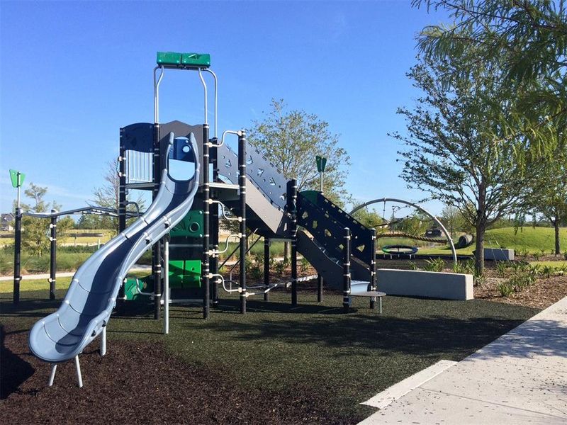 Community amenities in Laureate Park, Orlando (Image 4).