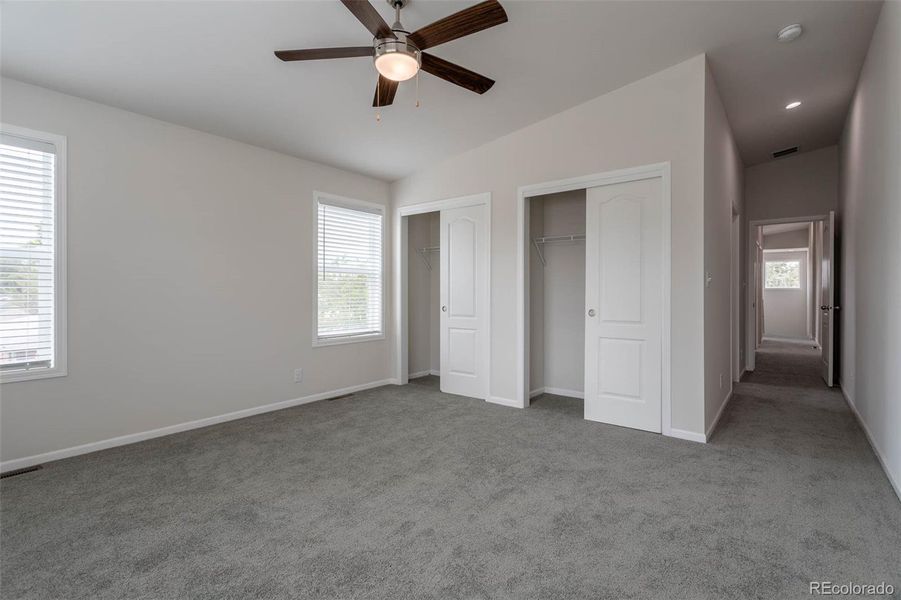 Spacious, unfurnished interior of a new home in , Aurora (Image 19).