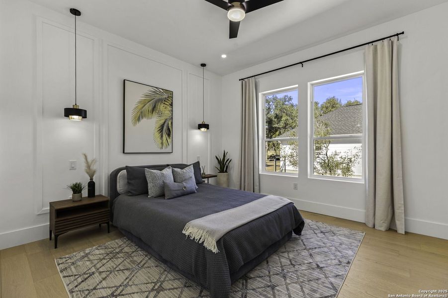 Furnished interior view inside a new home in , Boerne (Image 7).