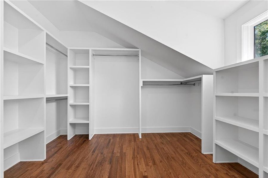 Spacious, unfurnished interior of a new home in , Atlanta (Image 23).