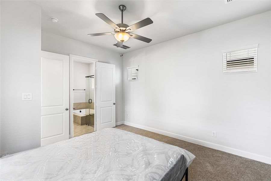 Furnished interior view inside a new home in , Humble (Image 16).