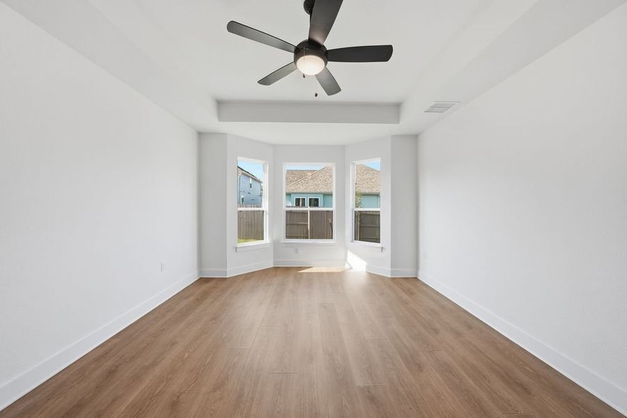 Spacious, unfurnished interior of a new home in Easton Park, Austin (Image 7). Spacious, unfurnished interior of a new home in Easton Park, Austin (Image 7).