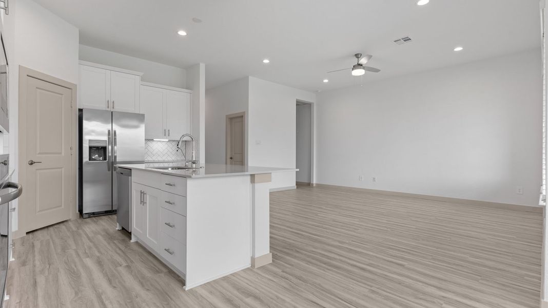 Representative furnished interior of a home built from the Fannin by D.R. Horton in Davis Harbor, League City (Image 7). Representative furnished interior of a home built from the Fannin by D.R. Horton in Davis Harbor, League City (Image 7).