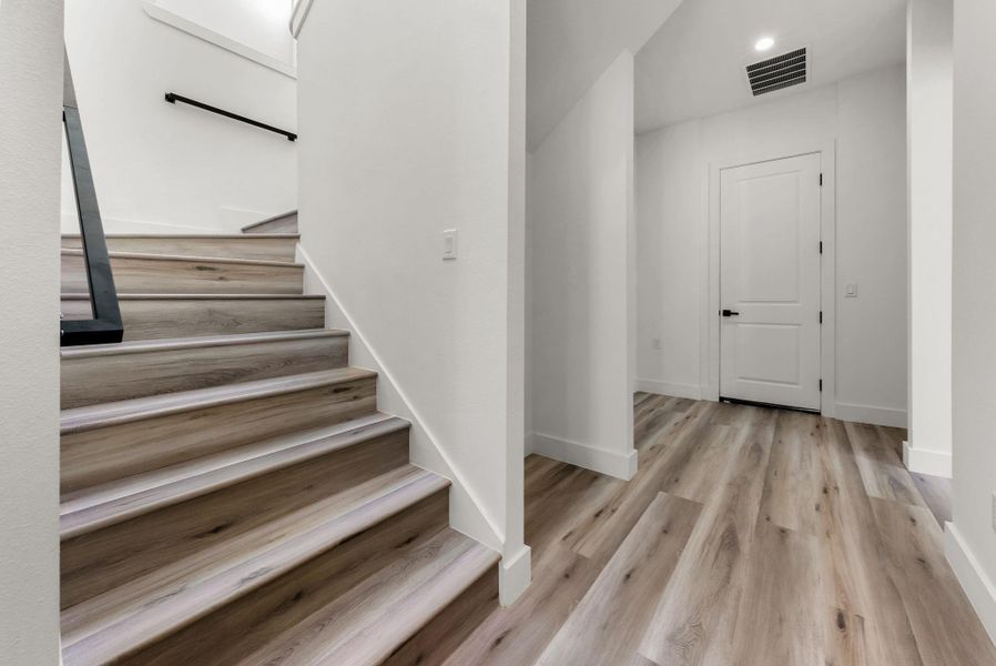 Spacious, unfurnished interior of a new home in , Cedar Park (Image 30).